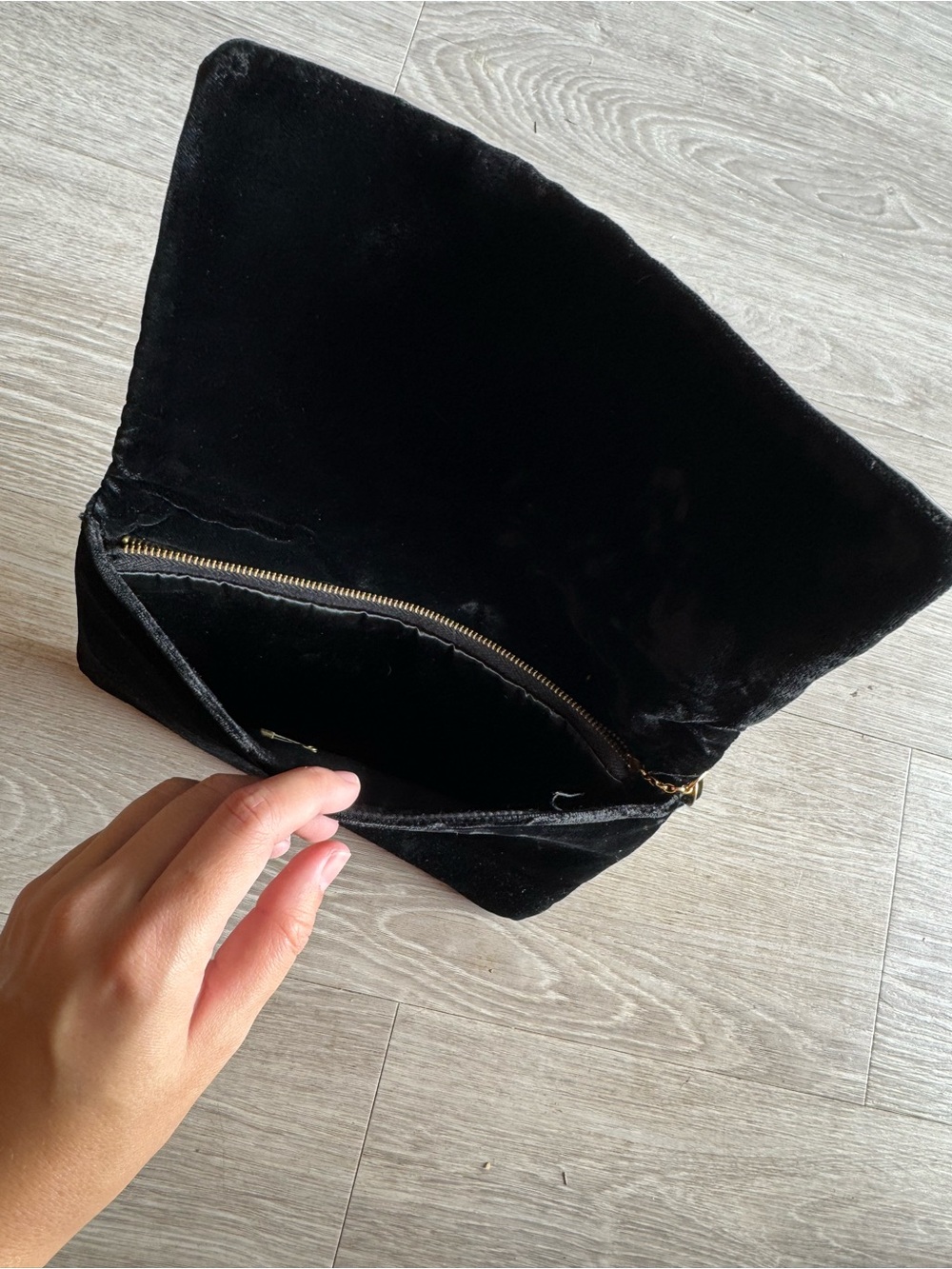 Black velvet vintage clutch - Picture 2 of 3